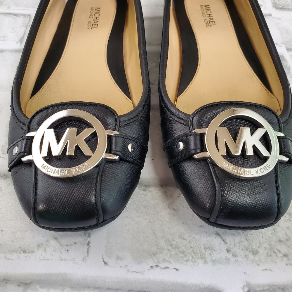 Michael Kors Signature Logo Black Leather Flats Size 6 - Picture 5 of 11